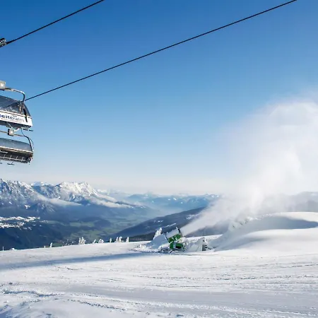 Dom wakacyjny Holiday Alpenchalets Reiteralm